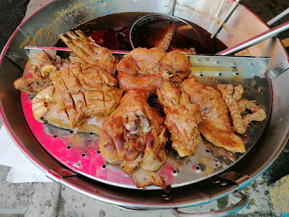 Carnitas 'los amigos del güero'