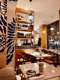 Atmosphère du Restaurant libanais Qasti Bistrot - Rue Saint-Martin à Paris - n°3