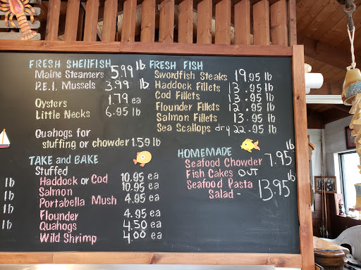 Seafood Market «Mike Carver Fresh Seafood Market», reviews and photos, 10 Station St, Middleborough, MA 02346, USA