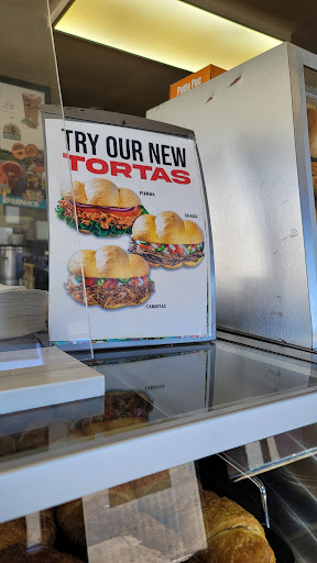 Donut Shop «Yum Yum Donuts», reviews and photos, 320 17th St, Santa Ana, CA 92706, USA