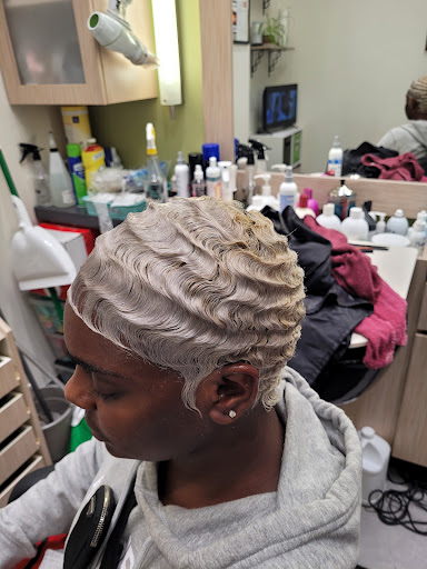 Hair Salon «Salon Lofts Shaker Heights», reviews and photos, 16755 Chagrin Blvd, Shaker Heights, OH 44120, USA