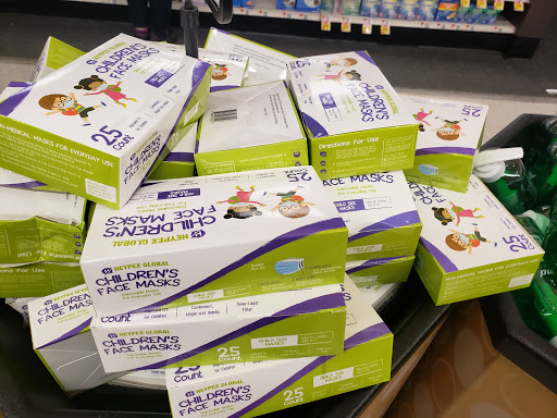 Grocery Store «Stop & Shop», reviews and photos, 111 Vredenburgh Ave, Yonkers, NY 10704, USA