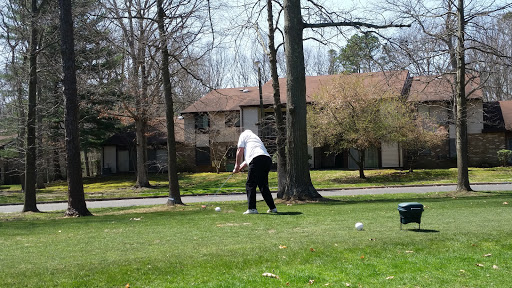 Golf Course «Pine Brook Golf Course», reviews and photos, 1 Covered Bridge Blvd, Manalapan Township, NJ 07726, USA