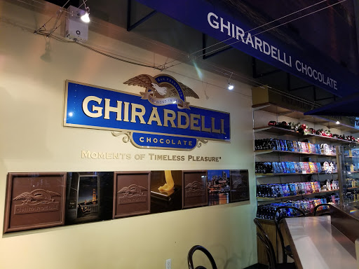 Chocolate Shop «Ghirardelli Outlet and Ice Cream Shop», reviews and photos, 11980 Harlan Rd, Lathrop, CA 95330, USA