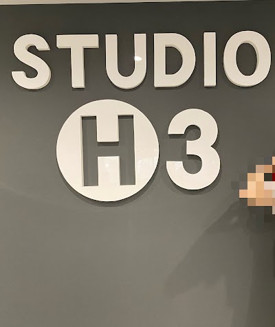 STUDIO H3健軍校