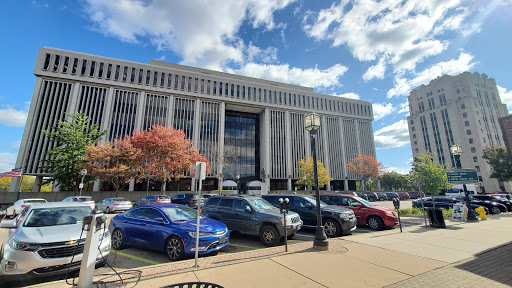 Pawn Shop «Gold-n- Stones Pawn Shop (Across From The Court House)», reviews and photos, 45 N Main St, Mt Clemens, MI 48043, USA