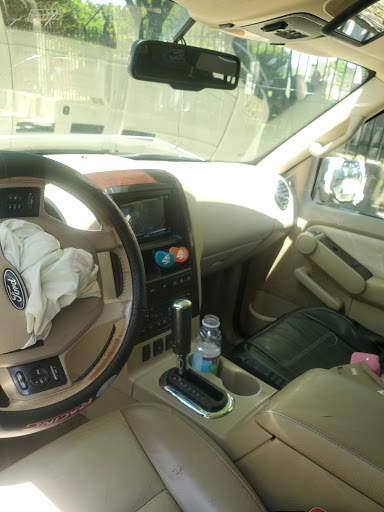 Auto Body Shop «Unico Auto & Truck Repair Inc», reviews and photos, 220 Randolph St, Brooklyn, NY 11237, USA