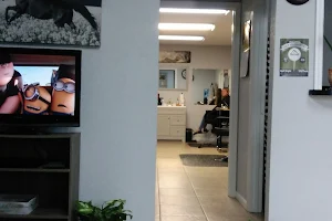 City Cuts Barber Shop image
