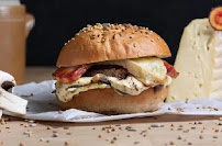 Hamburger du Restaurant Le Kiosque du Boucher - Livraison et Burgers à emporter à Saint-Barthélemy-d'Anjou - n°4