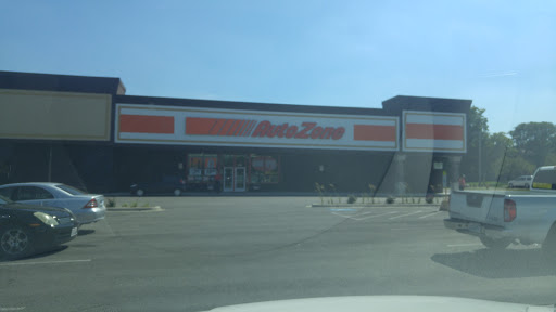 Auto Parts Store «AutoZone», reviews and photos, 545 W Lake St, Addison, IL 60101, USA