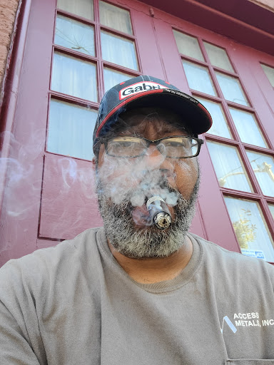 Tobacco Shop «Mt Vernon Tobacco Co», reviews and photos, 221 W Read St, Baltimore, MD 21201, USA