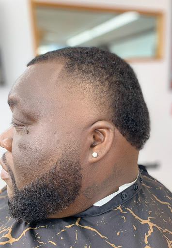 Barber Shop «New York Style Barber Shop», reviews and photos, 656 Beal Pkwy NW # A, Fort Walton Beach, FL 32547, USA