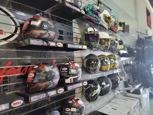 Motorcycle Dealer «Freedom Powersports Farmers Branch», reviews and photos, 13700 N Stemmons Fwy, Farmers Branch, TX 75234, USA