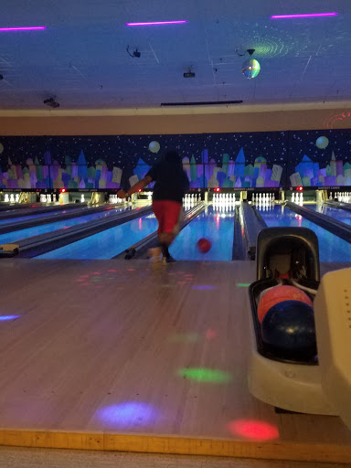Bowling Alley «Harvest Lanes», reviews and photos, 4101 N St Peters Pkwy, St Peters, MO 63304, USA