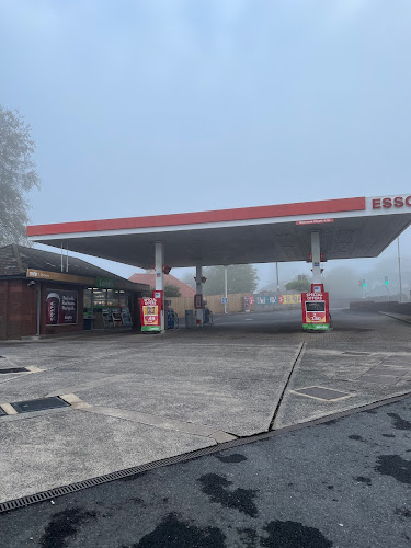 Reviews of ESSO MFG DUNVANT in Swansea - Gas station