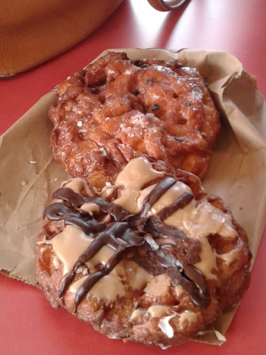 Coffee Shop «Daynight Donuts», reviews and photos, 2234 Fairgrounds Rd NE, Salem, OR 97301, USA