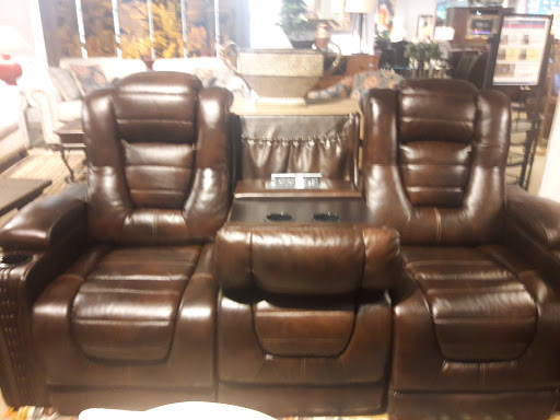 Furniture Store «Rooms To Go & Rooms To Go Kids Furniture Store - Sawgrass Mills (Plantation)», reviews and photos, 1905 N Flamingo Rd, Plantation, FL 33323, USA