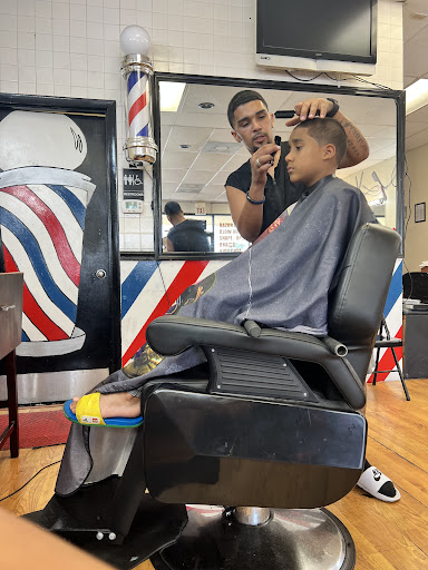 Barber Shop «House of Fades Barbershop», reviews and photos, 1700 N Main St, Kissimmee, FL 34741, USA