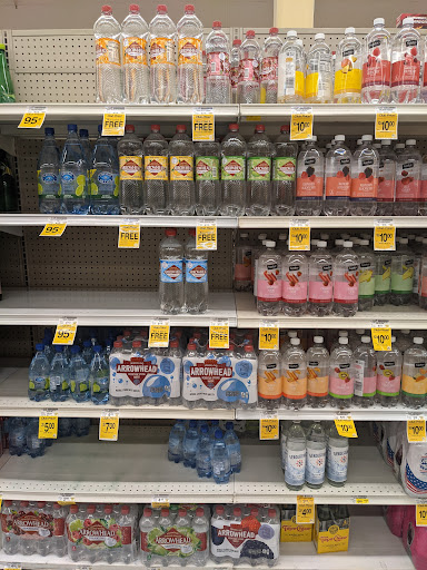 Grocery Store «Safeway», reviews and photos, 2401 Waterman Blvd, Fairfield, CA 94533, USA