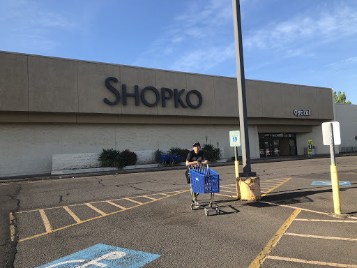 Home Goods Store «Shopko Eugene North», reviews and photos, 2815 Chad Dr, Eugene, OR 97408, USA