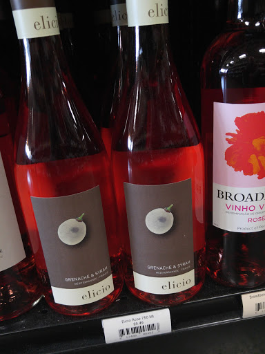 Liquor Store «Corks Wine and Spirits», reviews and photos, 3078 Village Shops Dr, Germantown, TN 38138, USA