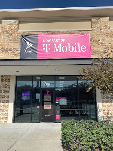Cell Phone Store «Sprint Store», reviews and photos, 21460 Kuykendahl Rd #220, Spring, TX 77379, USA