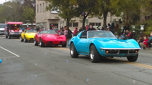 Dessert Shop «Honey Creme Donut Shop», reviews and photos, 514 Vincennes St, New Albany, IN 47150, USA