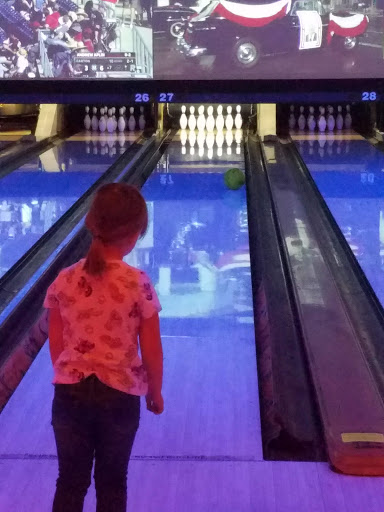 Bowling Alley «Brunswick Zone Majestic Lanes», reviews and photos, 1222 164th St SW, Lynnwood, WA 98087, USA