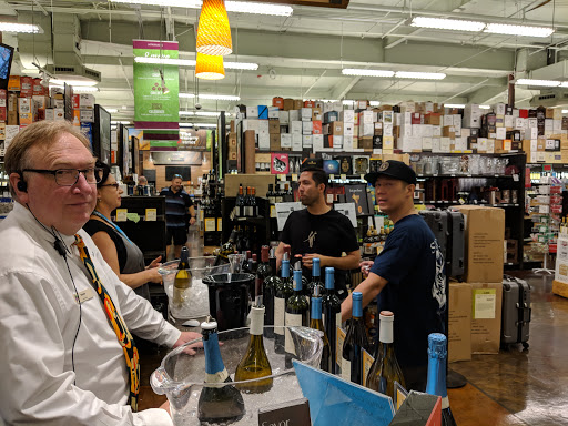 Wine Store «Total Wine & More», reviews and photos, 394 N Moorpark Rd, Thousand Oaks, CA 91360, USA