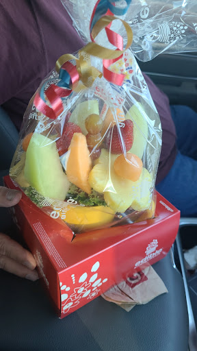 Gift Shop «Edible Arrangements», reviews and photos, 8877 N 107th Ave #307, Peoria, AZ 85345, USA