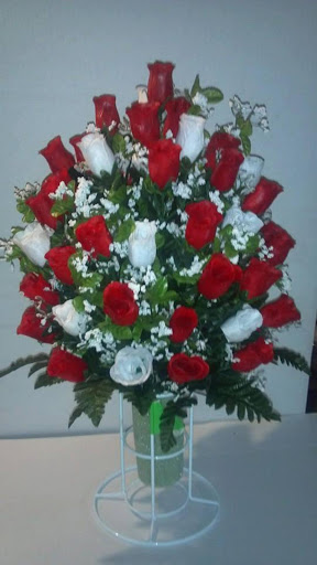 Florist «Kings County Florist - Fruit Baskets», reviews and photos, 506 Clarkson Ave, Brooklyn, NY 11203, USA