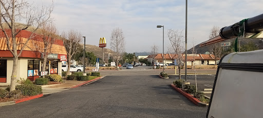 Tobacco Shop «Tobacco Royale Malibu Canyon - Cigars, Vapes & Glass», reviews and photos, 26500 Agoura Rd Suite 101, Calabasas, CA 91302, USA