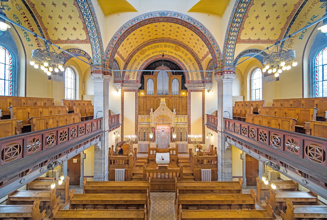 Kommentare und Rezensionen über Synagoge