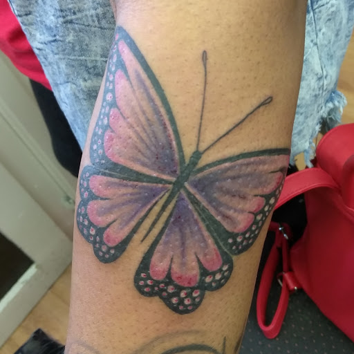 Tattoo Shop «Champion Tattooing», reviews and photos, 5606 Broadway, Bronx, NY 10463, USA