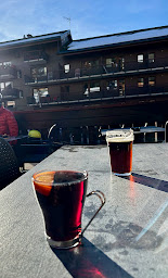 Photo n°60 de La Taverne Bar & Restaurant à Les Allues ()