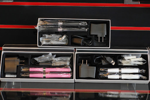 Smoking Area «Strange Clouds Smoke Shop», reviews and photos, 11757 Beach Blvd, Jacksonville, FL 32246, USA