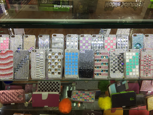 Cell Phone Store «SIMPLE MOBILE AND CELLPHONE REPAIR», reviews and photos, 1176 N State Road-7, Lauderhill, FL 33313, USA