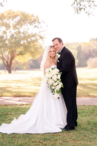 Bridal Shop «a&bé bridal shop dallas», reviews and photos, 154 Glass St #110, Dallas, TX 75207, USA