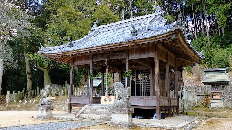 石打八幡神社
