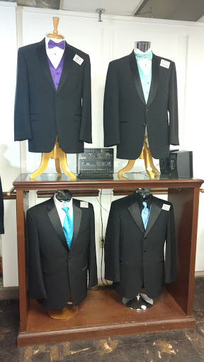 Clothing Store «Price Stores», reviews and photos, 52 S Jefferson St, Dayton, OH 45402, USA