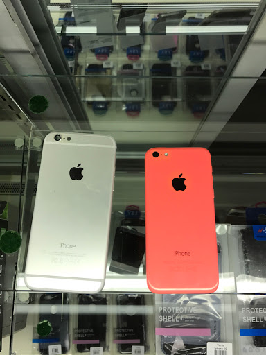 Mobile Phone Repair Shop «Phone Repair Cherry Hill», reviews and photos, 3495 Haddonfield Rd #3, Pennsauken Township, NJ 08109, USA