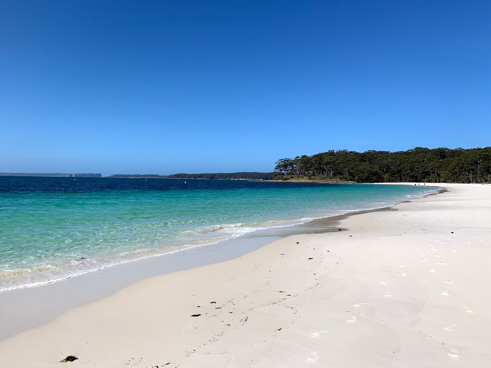 Photo de Iluka Beach avec rivage droit, long