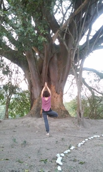 YOGA CON RAQUEL