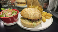 Plats et boissons du Restaurant de hamburgers Kountry Corner Saint Alban de Montbel - n°2