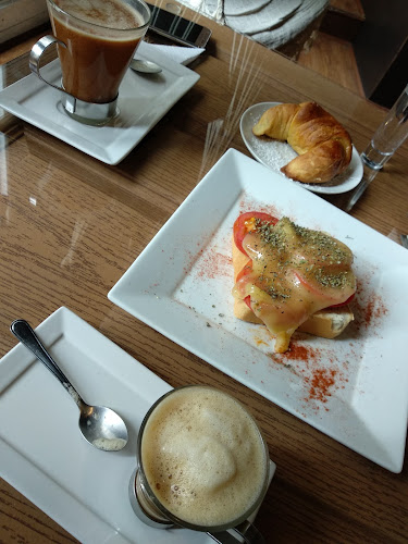 Opiniones de Amo mi Café con Amor Perfecto en Valparaíso - Cafetería