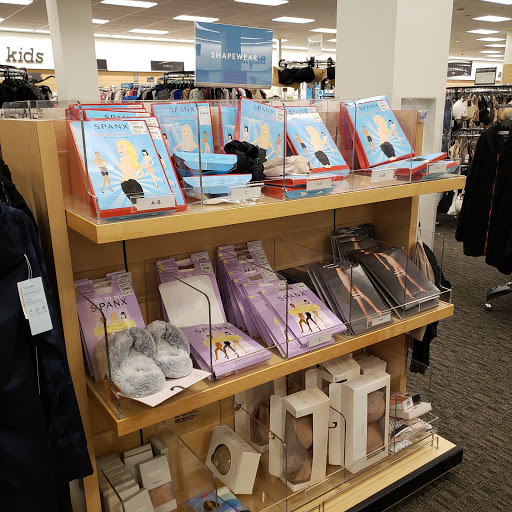 Department Store «Nordstrom Rack Warwick Mall», reviews and photos, 400 Bald Hill Rd, Warwick, RI 02886, USA
