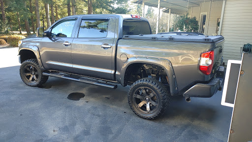 Auto Body Shop «Maaco Collision Repair & Auto Painting», reviews and photos, 19217 Aurora Ave N, Shoreline, WA 98133, USA