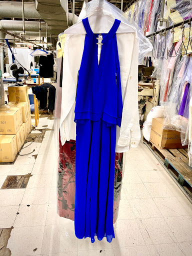 Dry Cleaner «Discount Cleaners», reviews and photos, 1111 W Airport Fwy # 113, Irving, TX 75062, USA