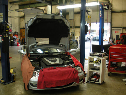 Auto Repair Shop «EuroService Automotive», reviews and photos, 6583 Merchant Pl # 304, Warrenton, VA 20187, USA