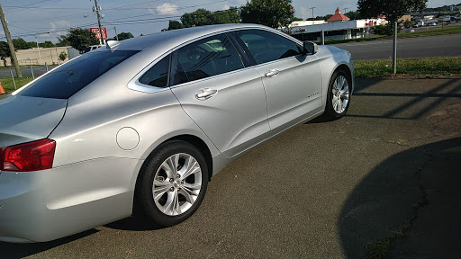 Used Car Dealer «Crown Auto Sales and Finance - North Tryon», reviews and photos, 4405 N Tryon St, Charlotte, NC 28213, USA